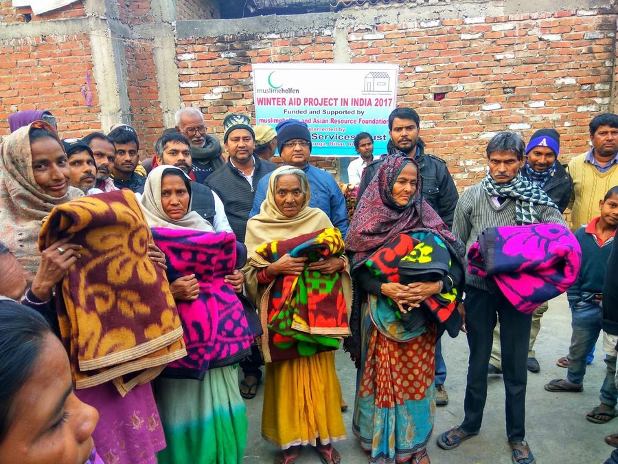 Blanket distribution drive